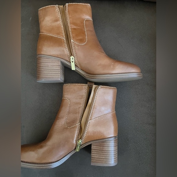 Vince Camuto Brown Leather Ankle Boots - Picture 3 of 6